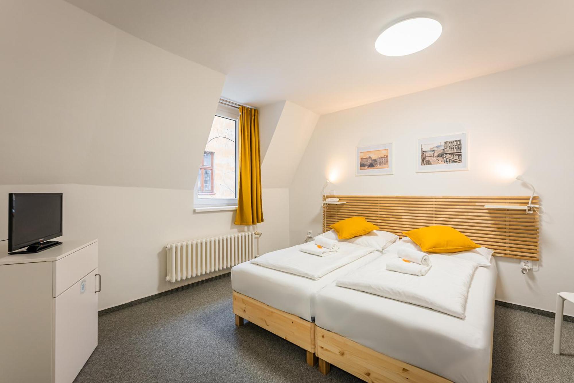 Self-Service Hotel Ostas Praha 外观 照片
